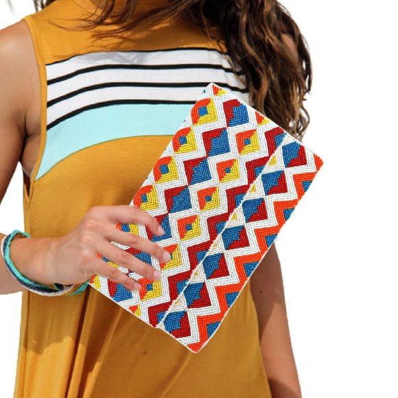 Geometric Design Seed Beaded Crossbody Chain Clutch Bag | Handbag | Colorful - Picture 2 of 6